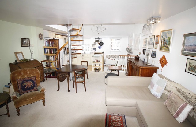 beautiful central London duplex apartment007