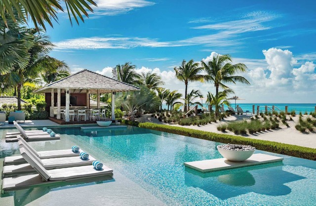 Beautiful contemporary style villa on the beach