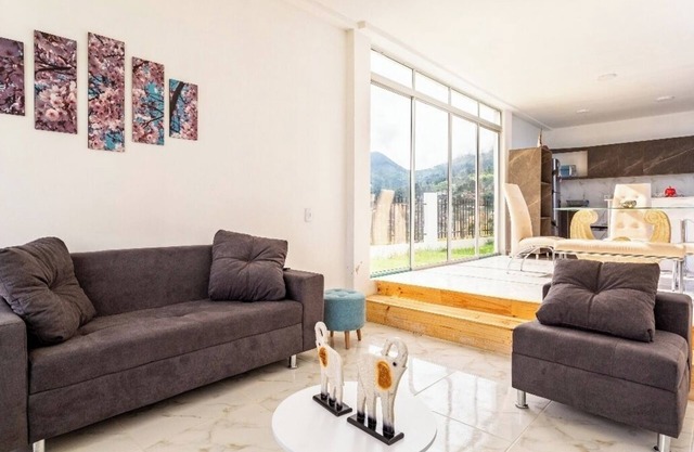 Beautiful country house, ideal to enjoy and rest on your vacation.