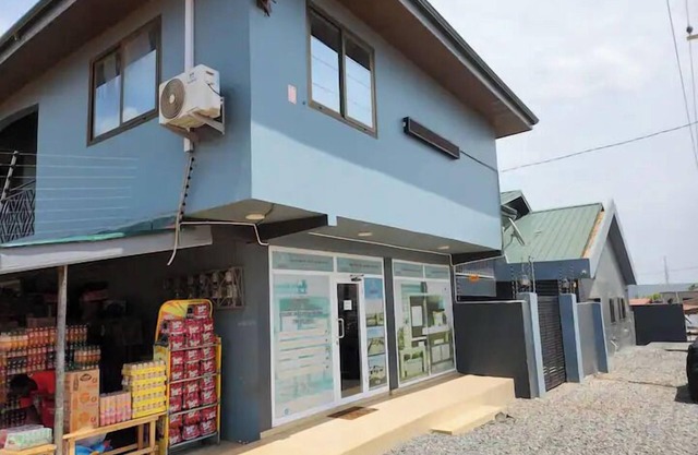 Beautiful Cozy 2 Bed Near Highway