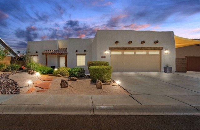Beautiful Desert Oasis 4-bedroom home