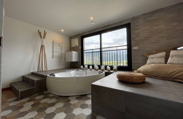 Beautiful Duplex 110m2, beautiful view, terrace, sleeps 8