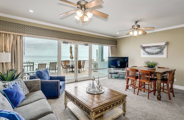 Beautiful Gulf front townhome at White Sands!