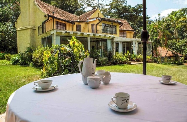 Beautiful historic stand alone house by YourHost, Nairobi