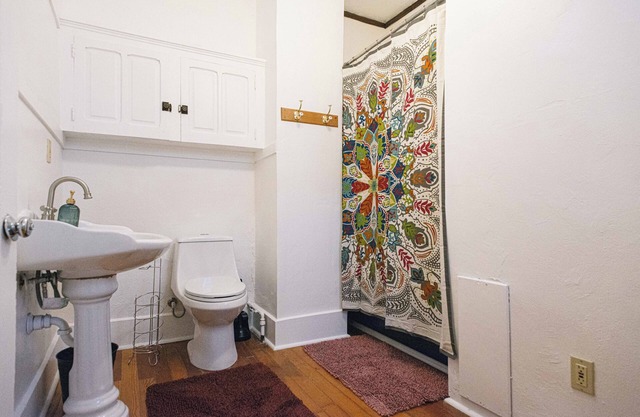 Beautiful Historic 120 y/o ABQ Home Near UNM/Downtown/Zoo/Aquarium/BioPark