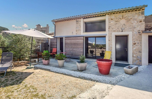 Beautiful home in Mollans-sur-Ouvèze