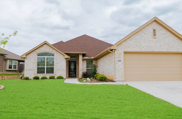 BEAUTIFUL HOME! 3/2