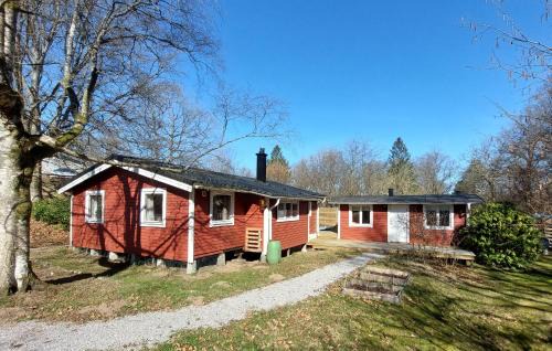 Beautiful Home In Höör With Wifi