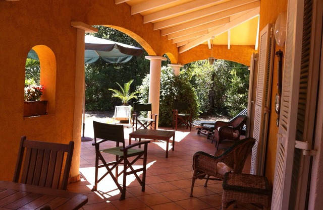 Beautiful house, very quiet area 300m from the sea