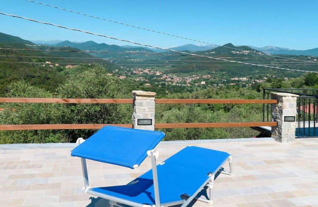 Beautiful apartment for 6 guests with WIFI, A/C, TV and terrace