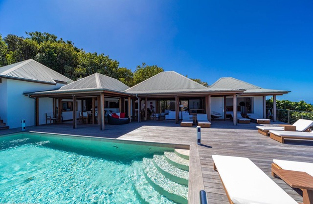 Beautiful Kyr Luxury villa