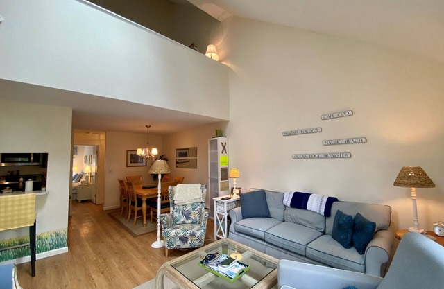 Beautiful large Ocean Edge Townhome in Brewster on Cape Cod!