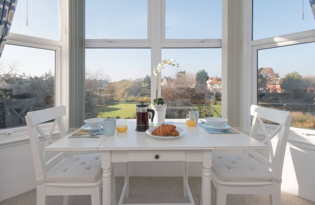 Beautiful, light, stylish coastal flat..
