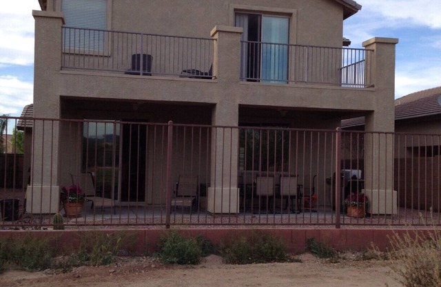 BEAUTIFUL MTN VIEW , HOT TUB & NEAR GOLF