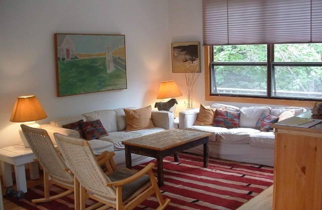 Beautiful Multi-Level Contemporary Home in Secluded Location