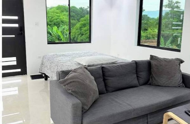 Beautiful Nature Views Steps from Beach, Sunrise @ Happy Life Villas