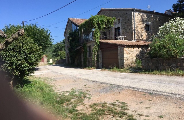 Beautiful new stone house, very quiet in southern Ardèche
