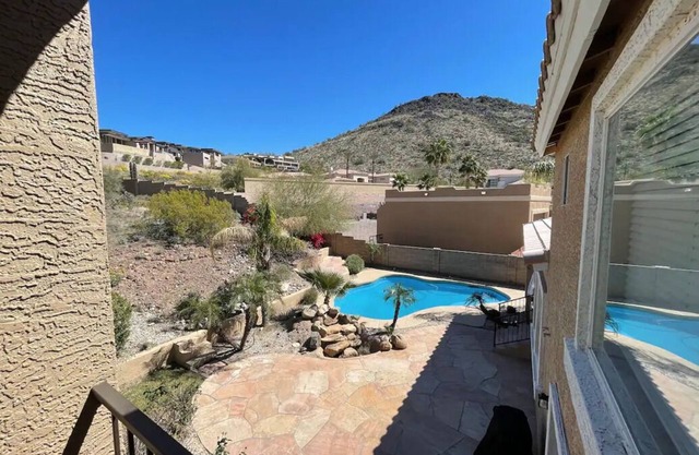 Beautiful Newly Renovated 5-Bedroom Home with Pool