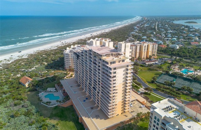 Beautiful ocean front condo