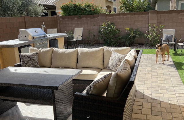 Beautiful Pet Friendly Home!