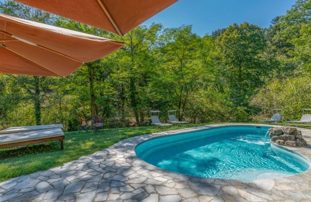Beautiful private villa with private pool, WIFI, TV, patio and panoramic view, close to Florence