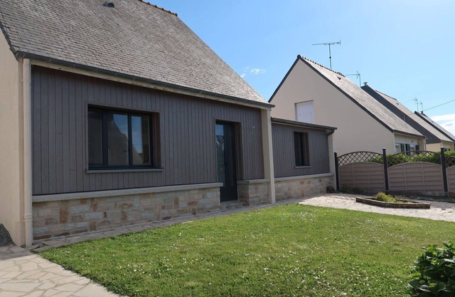Beautiful private villa for 4 people with TV, terrace and pets allowed
