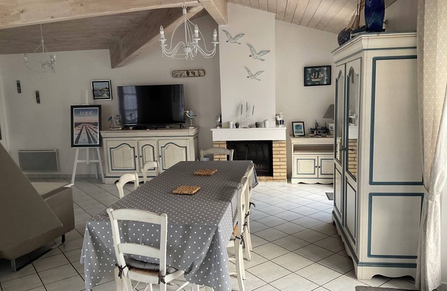 Beautiful retais style house