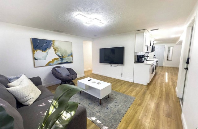 Beautiful&Relaxing Central Location 2 kings