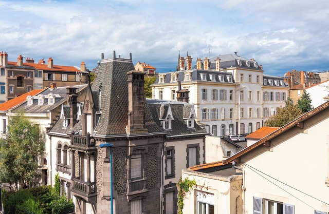 Beautiful renovated old apartment with 2 bedrooms 85M2 downtown Sablon Lecoq