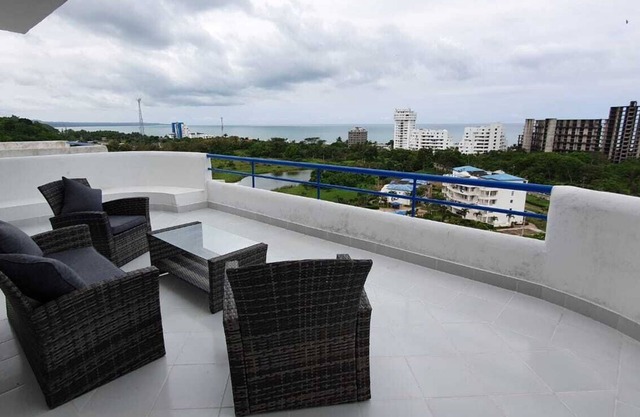 Beautiful Renovated Apartment In Casablanca