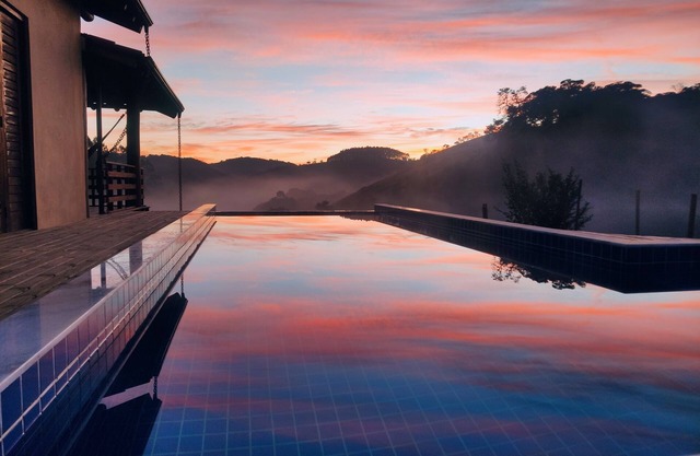Beautiful Site with private waterfall, 4 km from Cunha