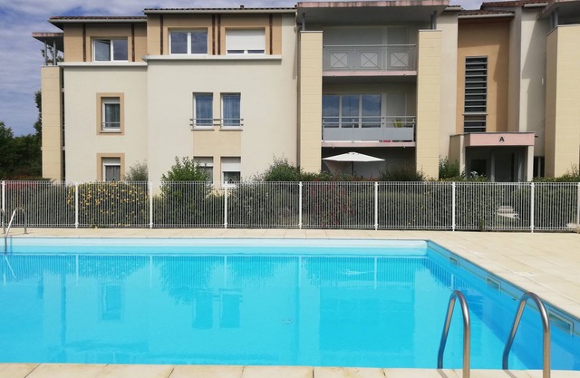 Beautiful T3 Bergerac with swimming pool