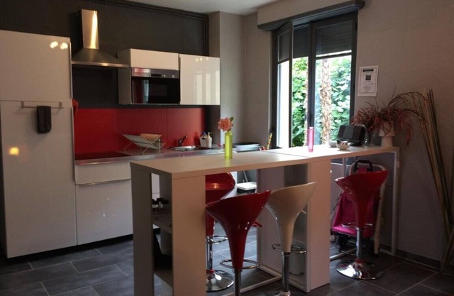 Beautiful T3 "design", 4 *, quiet in the garden, town center -2 bedrooms, 2/5 people