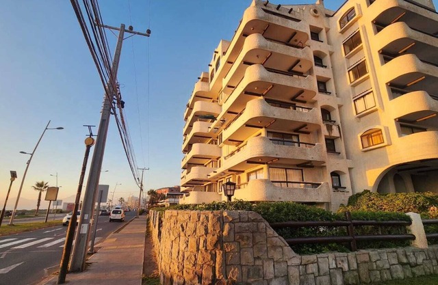 Beautiful & unique beach apartament in the oldest bay and coastal city of Chile