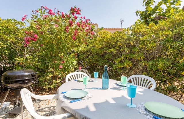 Beautiful villa for 4 guests with WIFI and TV