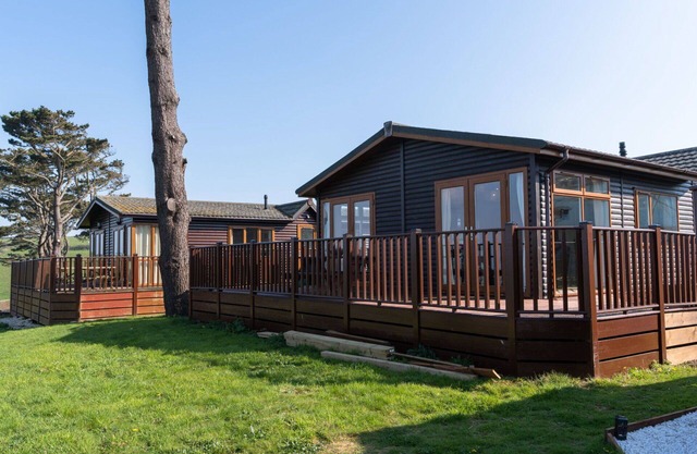 Beautiful villa for 6 guests with WIFI, pool, TV, terrace and pets allowed