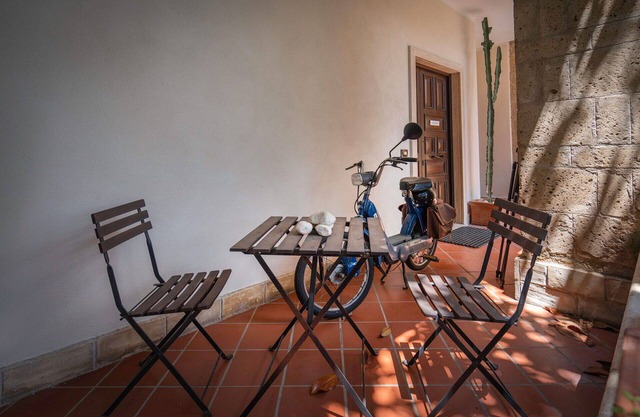 Beautiful villa for 6 people with A/C, WIFI, TV and terrace