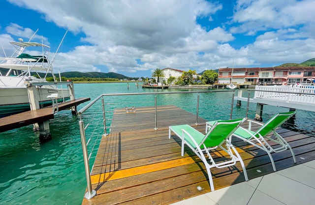 Beautiful Waterfront Villa