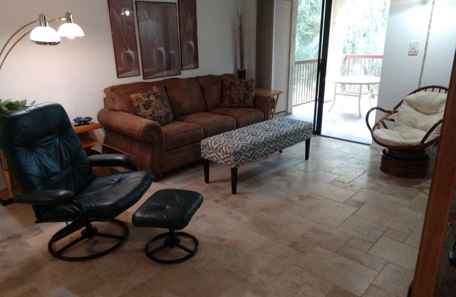 Beautifully furnished condo at the Villages in McCormick Ranch Scottsdale, AZ