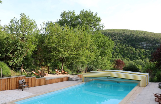 Bed and breakfast near Figeac Célé valley (Espagnac Ste Eulalie)