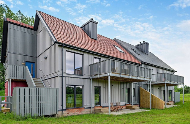 Beech View 1 - Two Bedroom Apartment, Sleeps 4