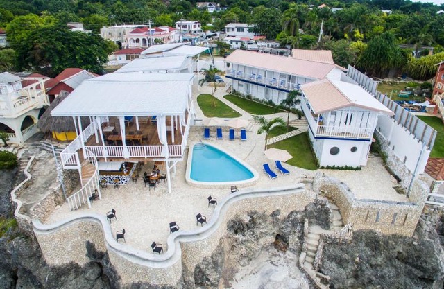 Begona Cliff Hotel