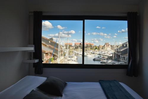 Bel appartement à Deauville - vue mer et port