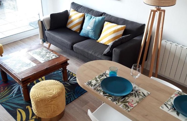Bel Appartement 11 au rez chaussée vue mer au Maeva