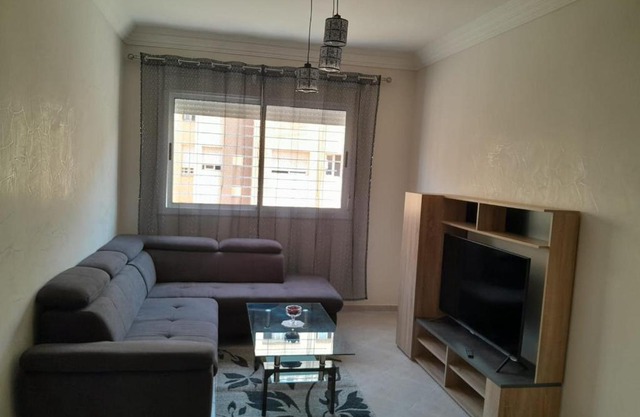 Bel appartement meublé à Temara 10 minutes de la plage et 15 minutes du stade Prince Moulay Abdellah
