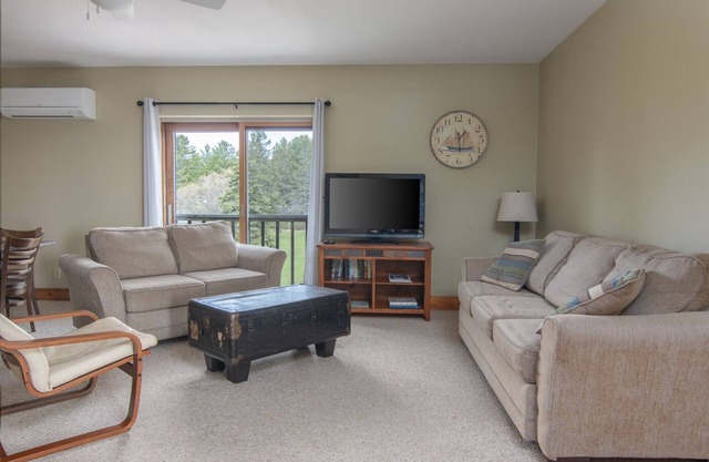 Bell Street Lodging-Retreat