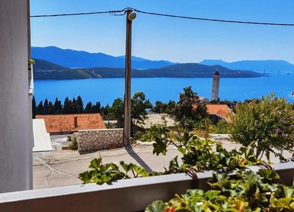 Bella Vista