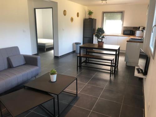 Belle Appartement avec jardin clos à 10 minutes de la plage