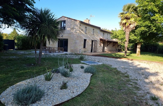 Belle Maison en Pierre, Proche Plages et Estuaire