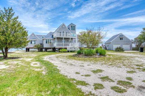 Belle of the Bay - Beautiful Custom Waterfront Home!